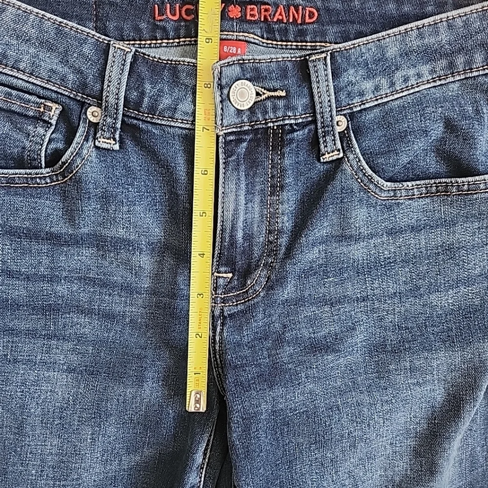 Lucky Brand Denim Lolita Boot Cut Low Rise Dark Wash Jeans Size 28/6 Ankle Short